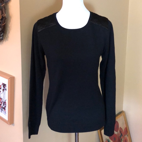 TAHARI size Medium ExtraFine Merino Wool Quilted Satin Shoulder patch  $178 NEW - Picture 3 of 10